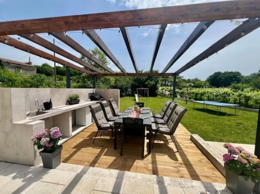 Holiday House 'Marlen' In Labin Labin