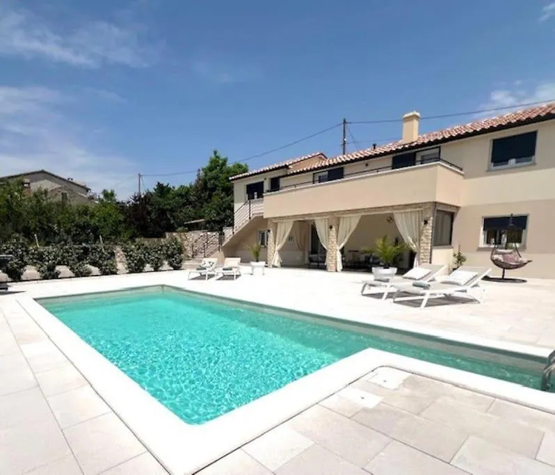 Holiday House 'Marlen' In Labin Labin